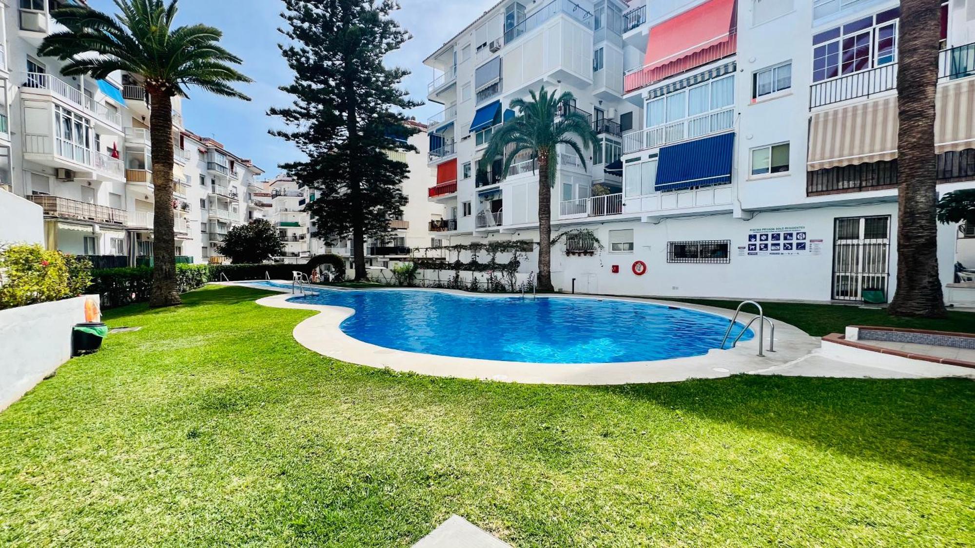 Estudio Bahia En El Centro De Nerja - South Costa Exterior foto